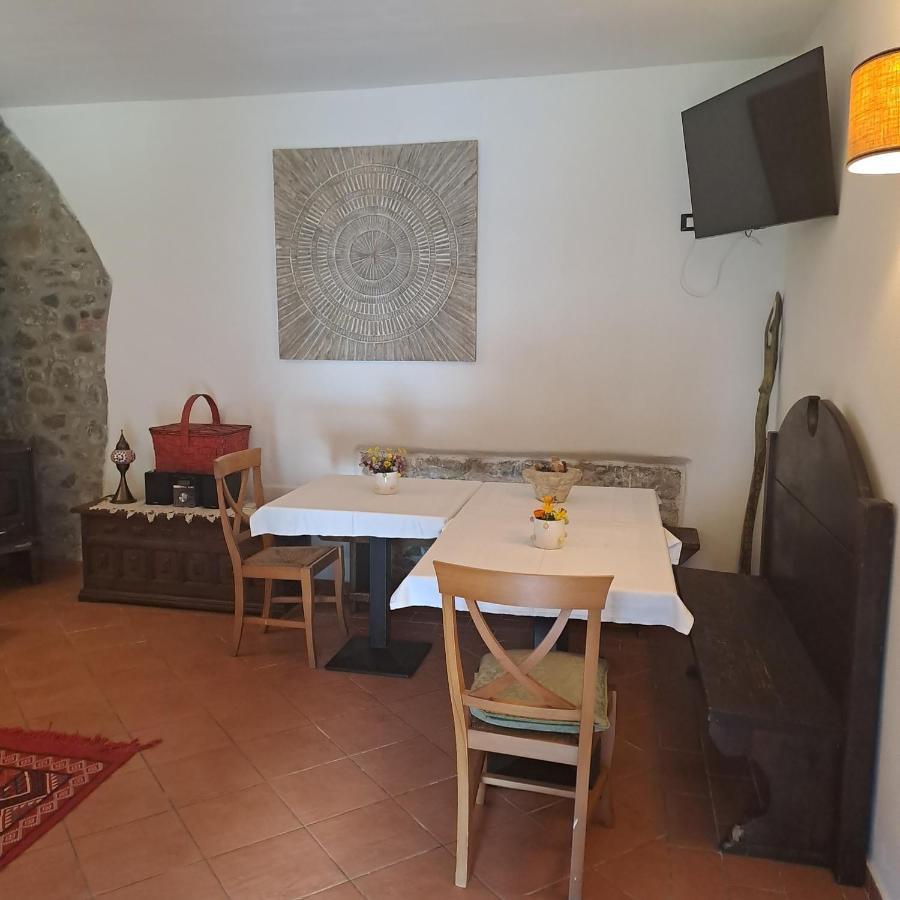B&B La Casina Rosa La Spezia Valeriano Lunense Екстериор снимка